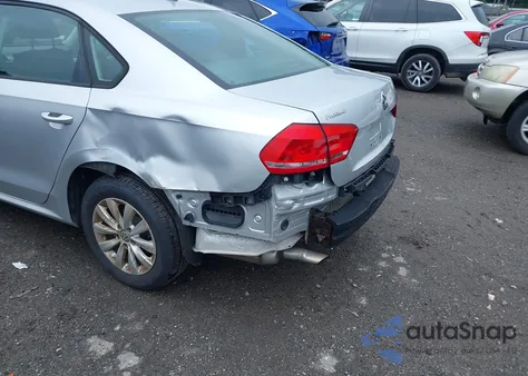 2013 Volkswagen Passat 2.5L S из США, поврежденный, VIN 1VWAP7A38DC080506